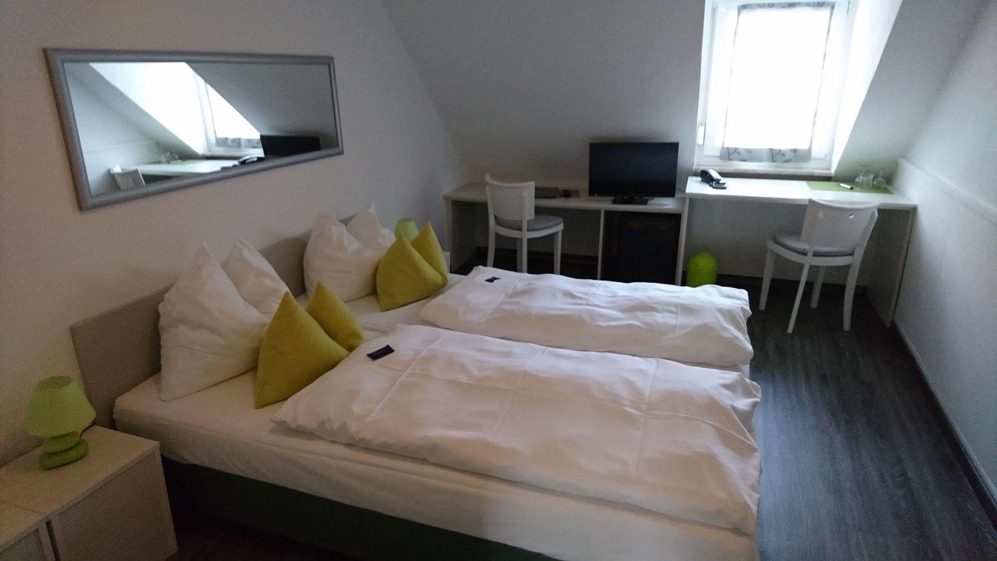Hotel Deutschherrenhof Trier Ngoại thất bức ảnh