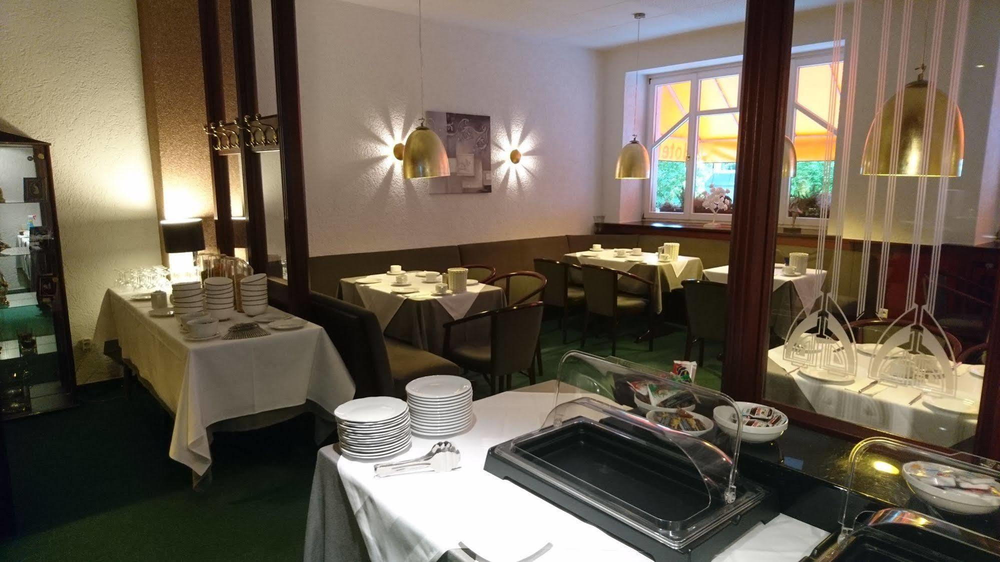 Hotel Deutschherrenhof Trier Ngoại thất bức ảnh